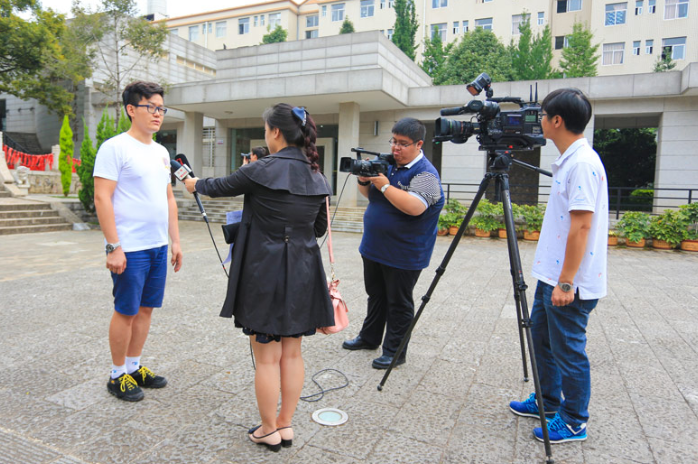 “首届香港青少年书法大奖赛举行颁奖典礼”